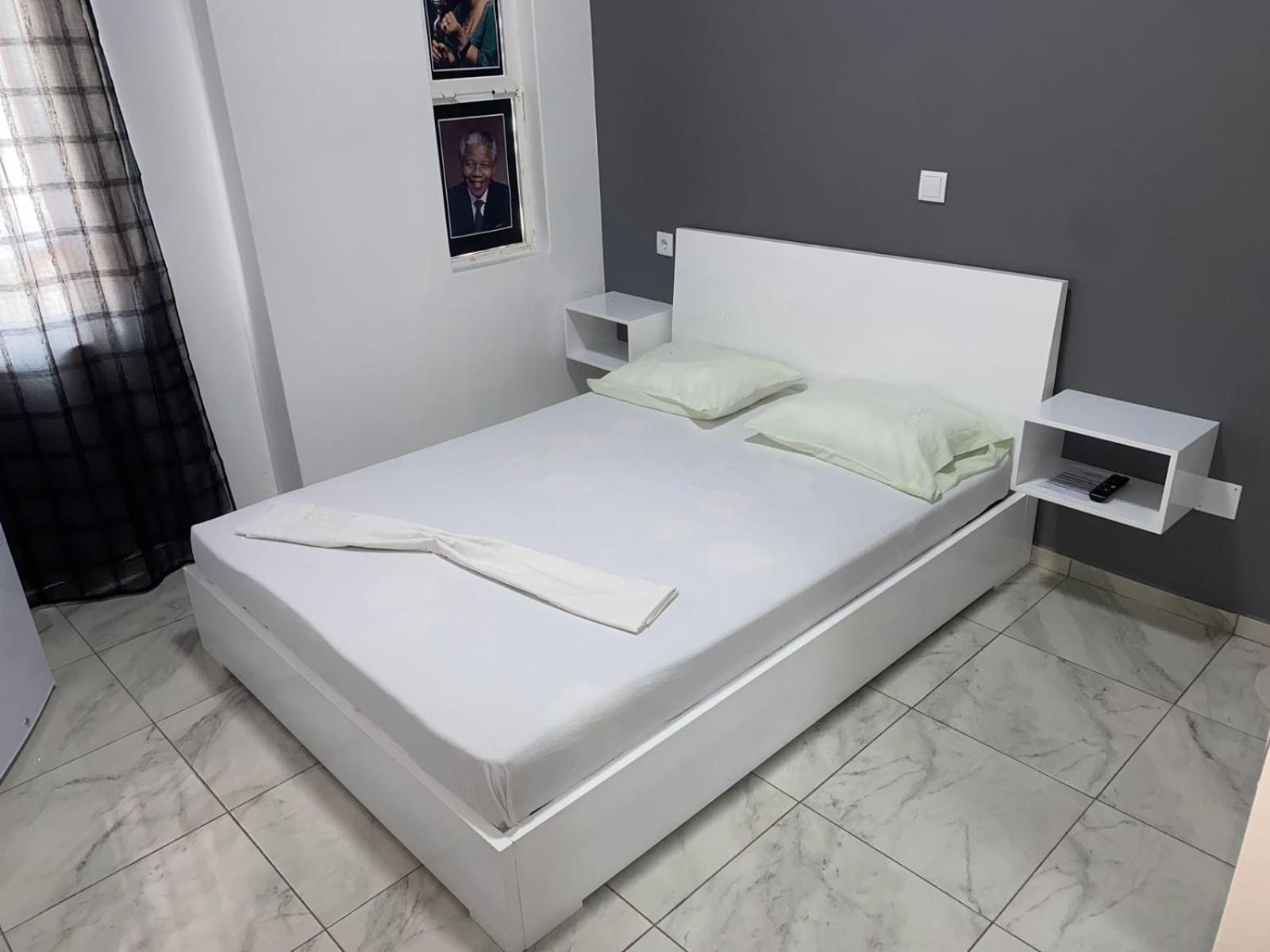 Aparthotel Nha Casa Porto Novo Esterno foto